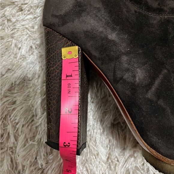 Lanvin Brown Suede Boots with Croc Embossed Heel Size 36 1/2 - Picture 4 of 5
